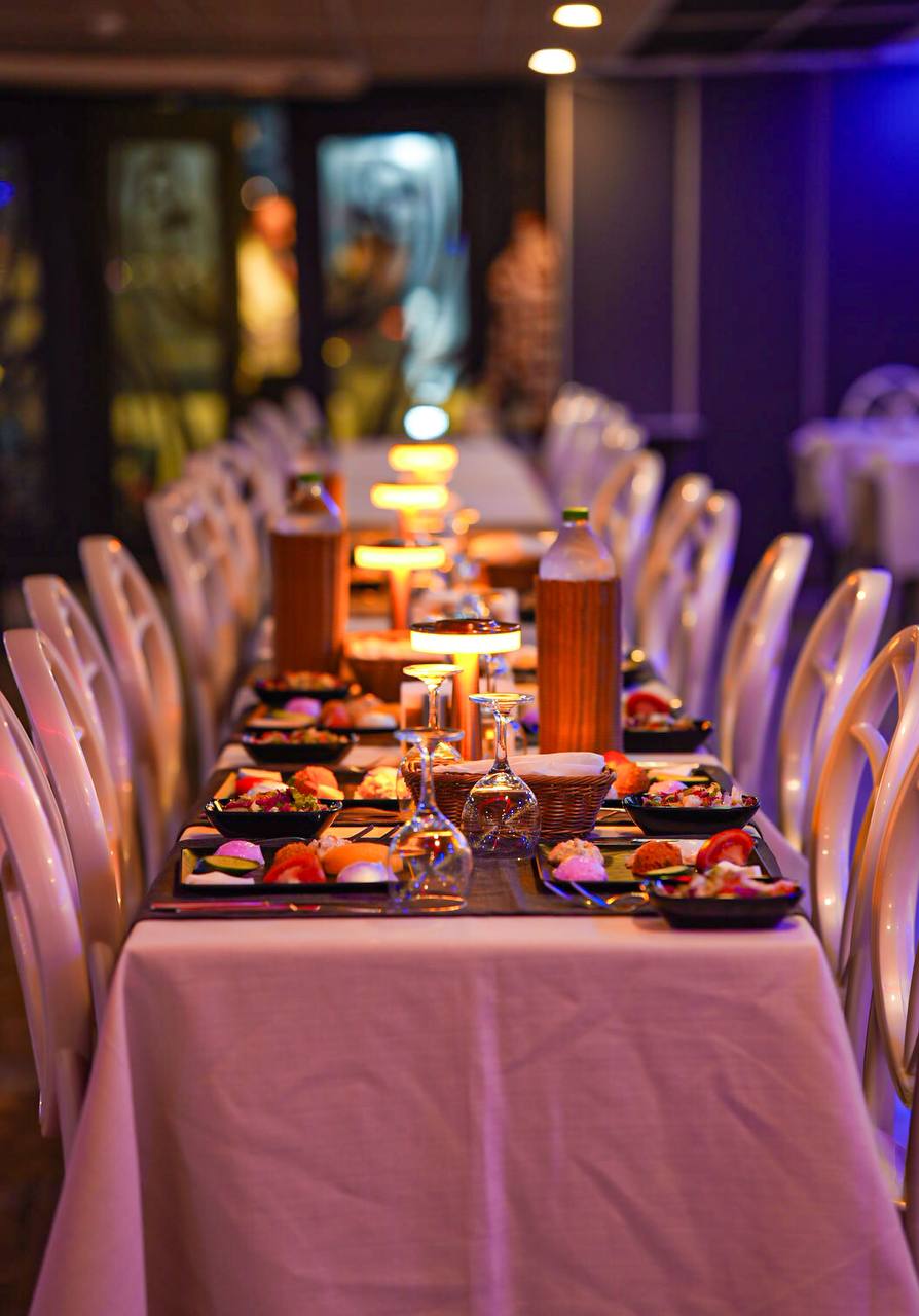 Dinner Cruise Back Area No Alcohol (Round-Trip Transfer) 