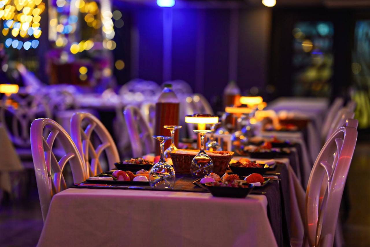 DİNNER CRUİSE VIP PRİVATE TABLE LARGE MENU NON ALCOHOL